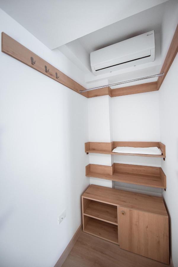 Polu-X Hotel Vama Veche Ngoại thất bức ảnh