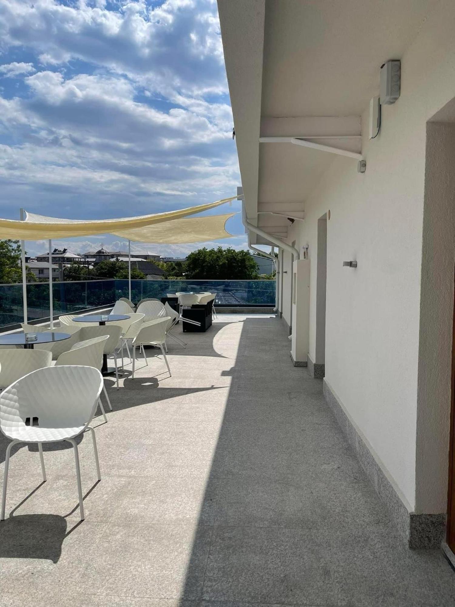 Polu-X Hotel Vama Veche Ngoại thất bức ảnh